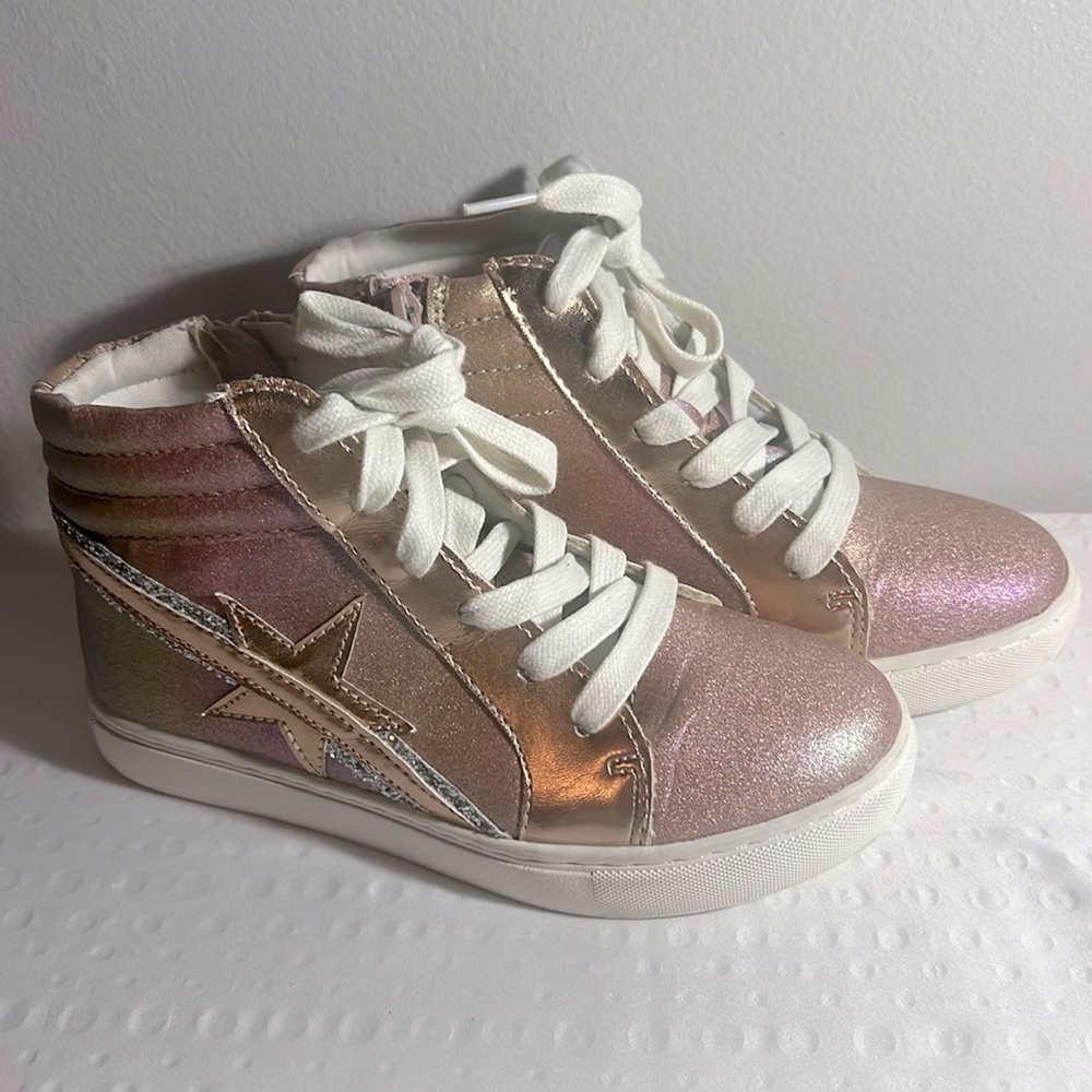 Steve Madden Girls Pink shine top high sneakers size 3